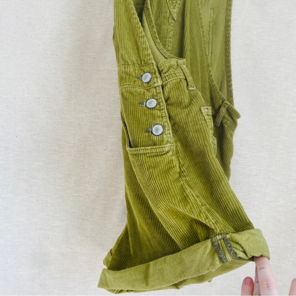 Free People Olive Corduroy Shortalls - Picture 4 of 4